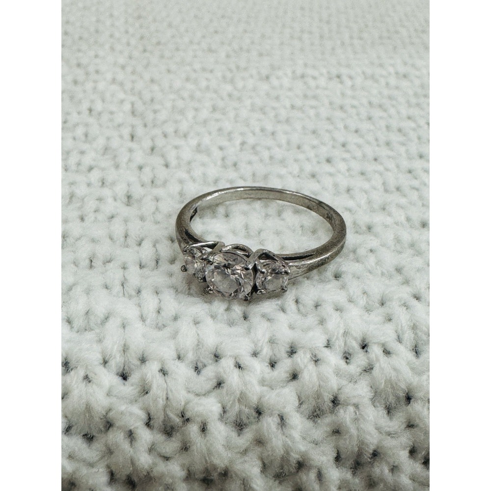 925 Sterling Silver Cubic Zirconia Three Stone Past Present Future Ring Size 8